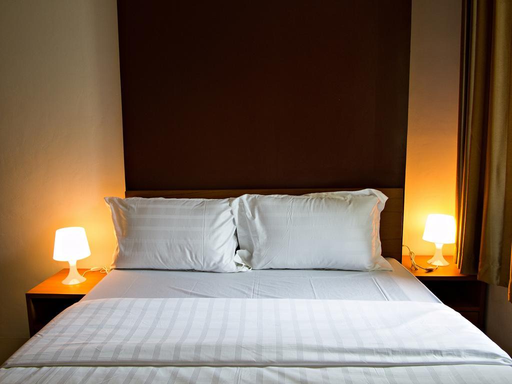 Nrv Place Apart Hotel Bangkok Exteriör bild