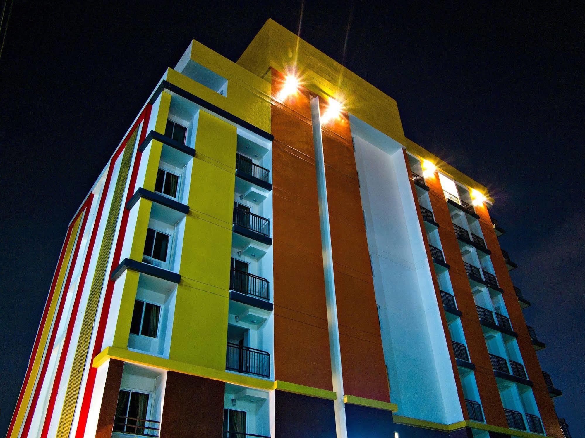 Nrv Place Apart Hotel Bangkok Exteriör bild