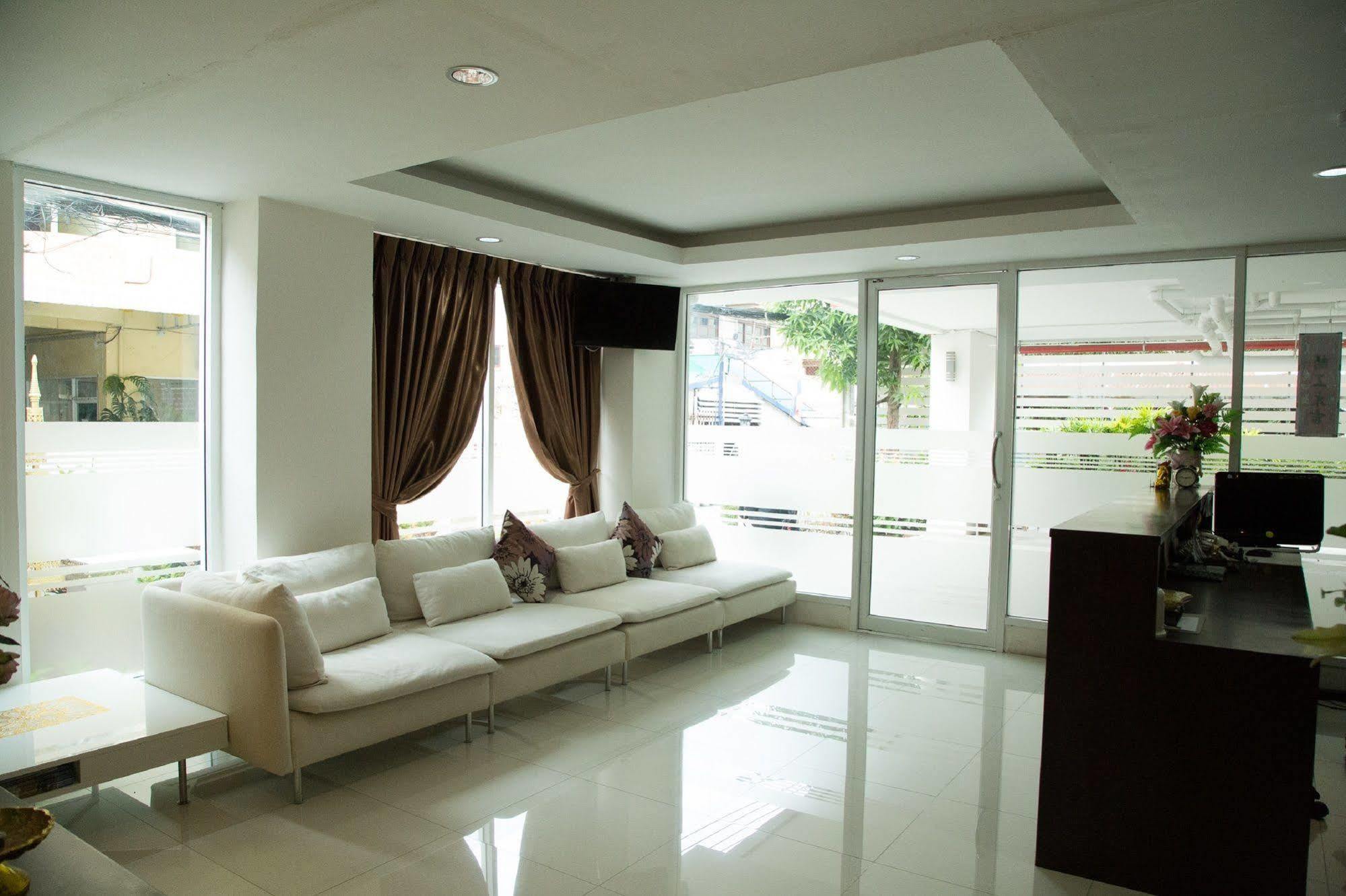 Nrv Place Apart Hotel Bangkok Exteriör bild