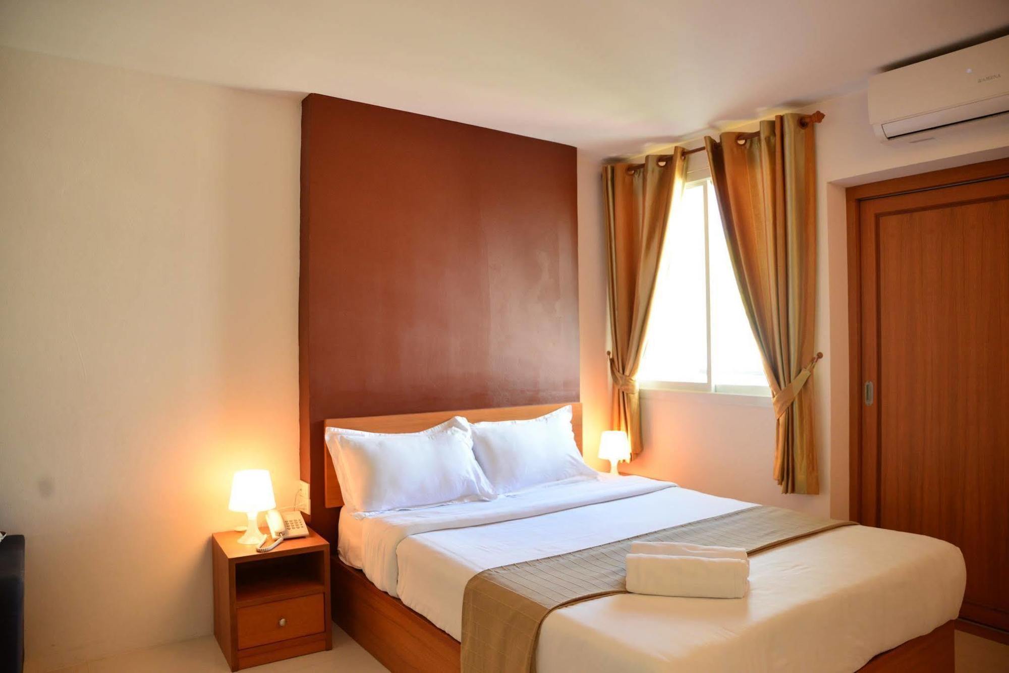 Nrv Place Apart Hotel Bangkok Exteriör bild
