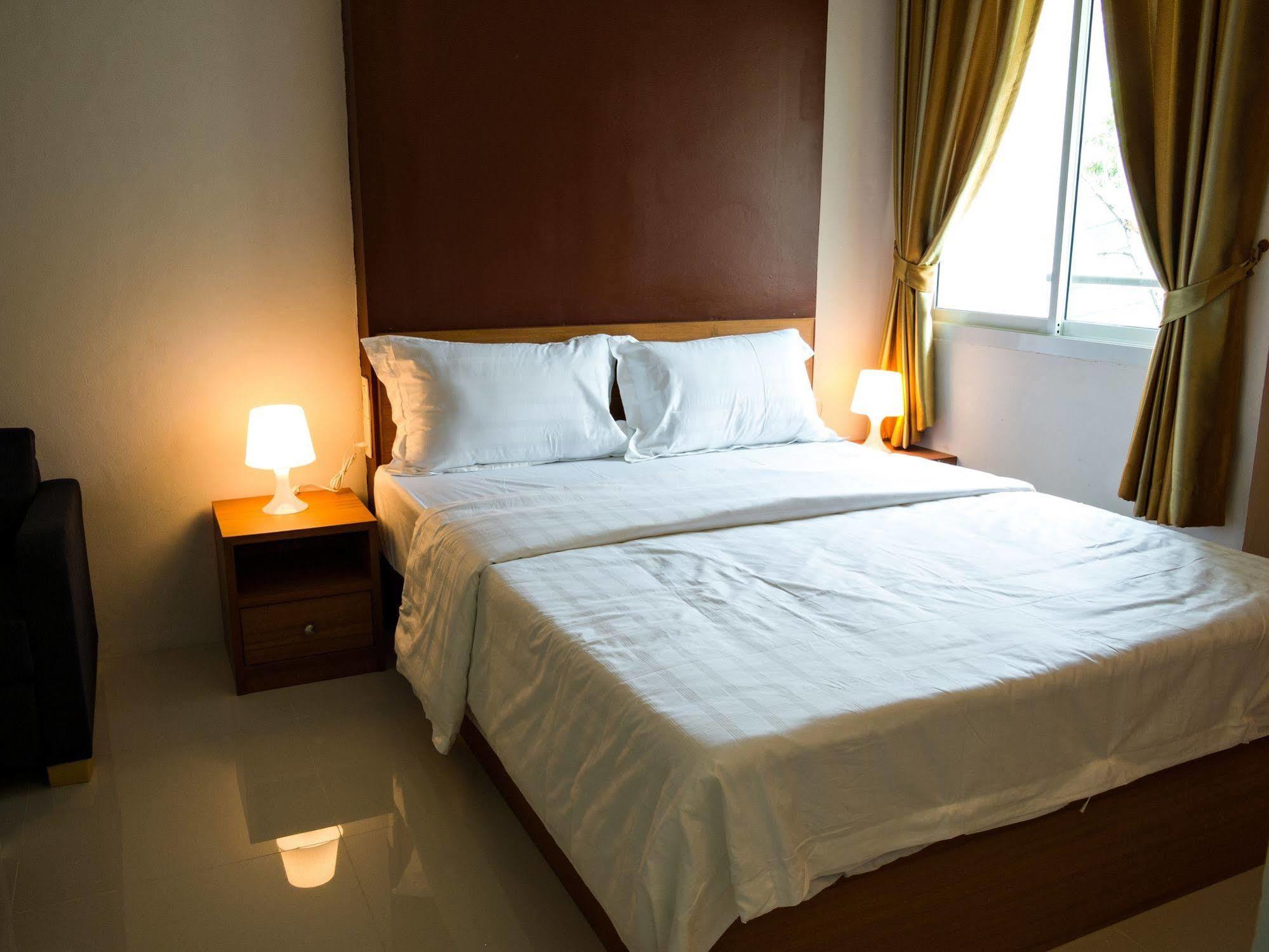 Nrv Place Apart Hotel Bangkok Exteriör bild