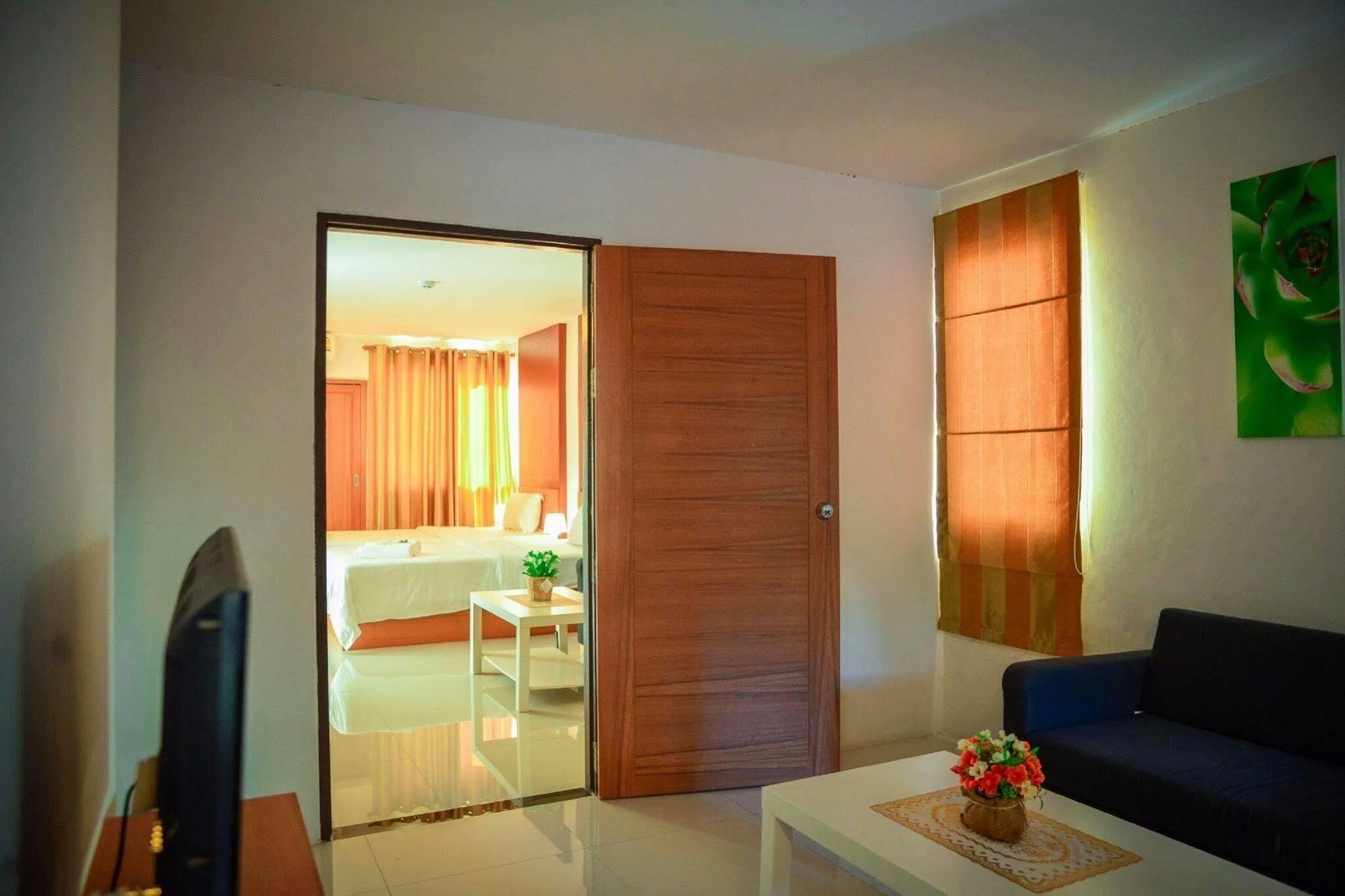 Nrv Place Apart Hotel Bangkok Exteriör bild